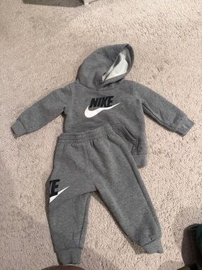 Nike Kids Grey Hooded Sweatshirt & Joggers Set